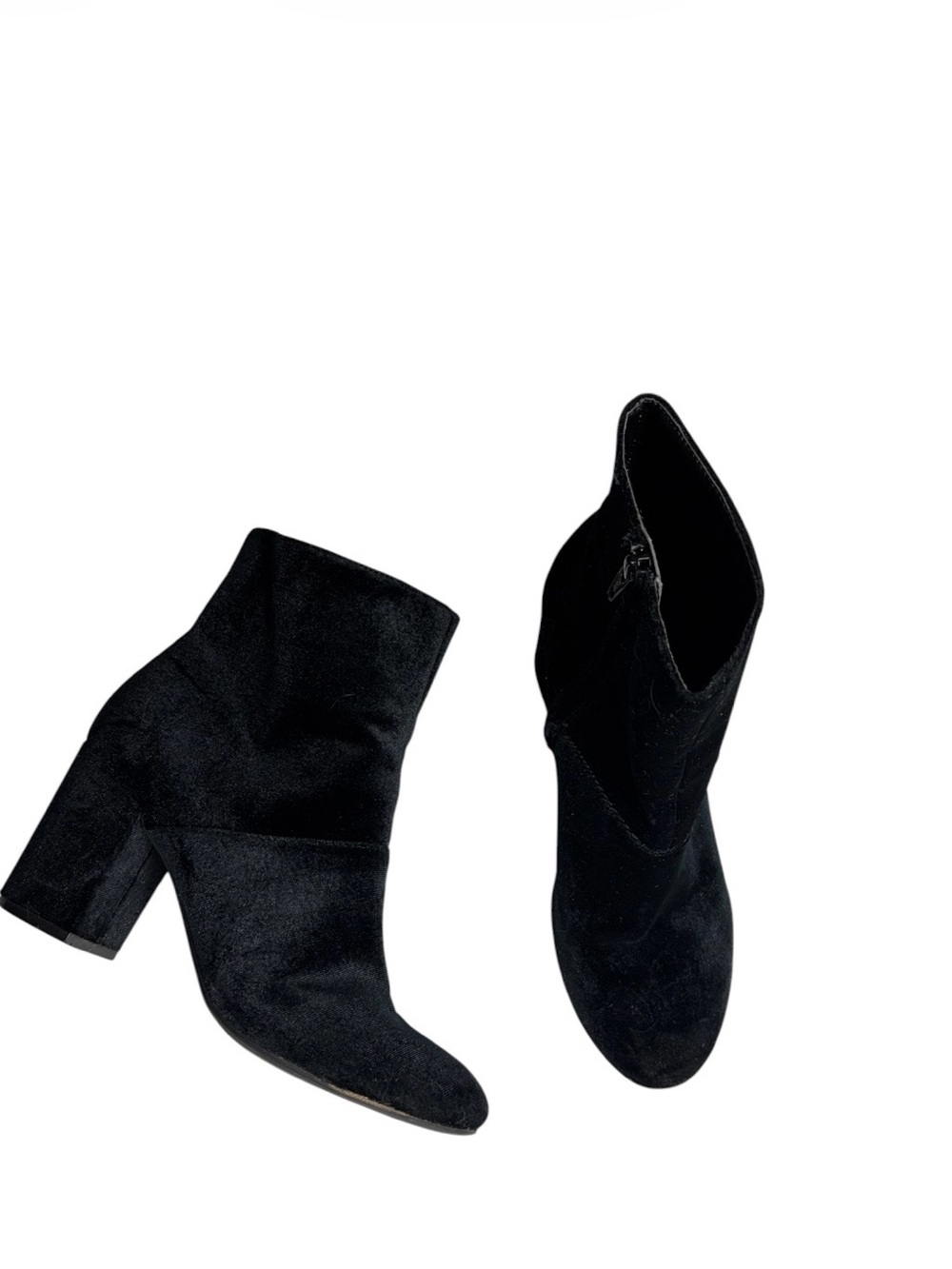 Black velvet chunky instep zipper ankle booties size 8